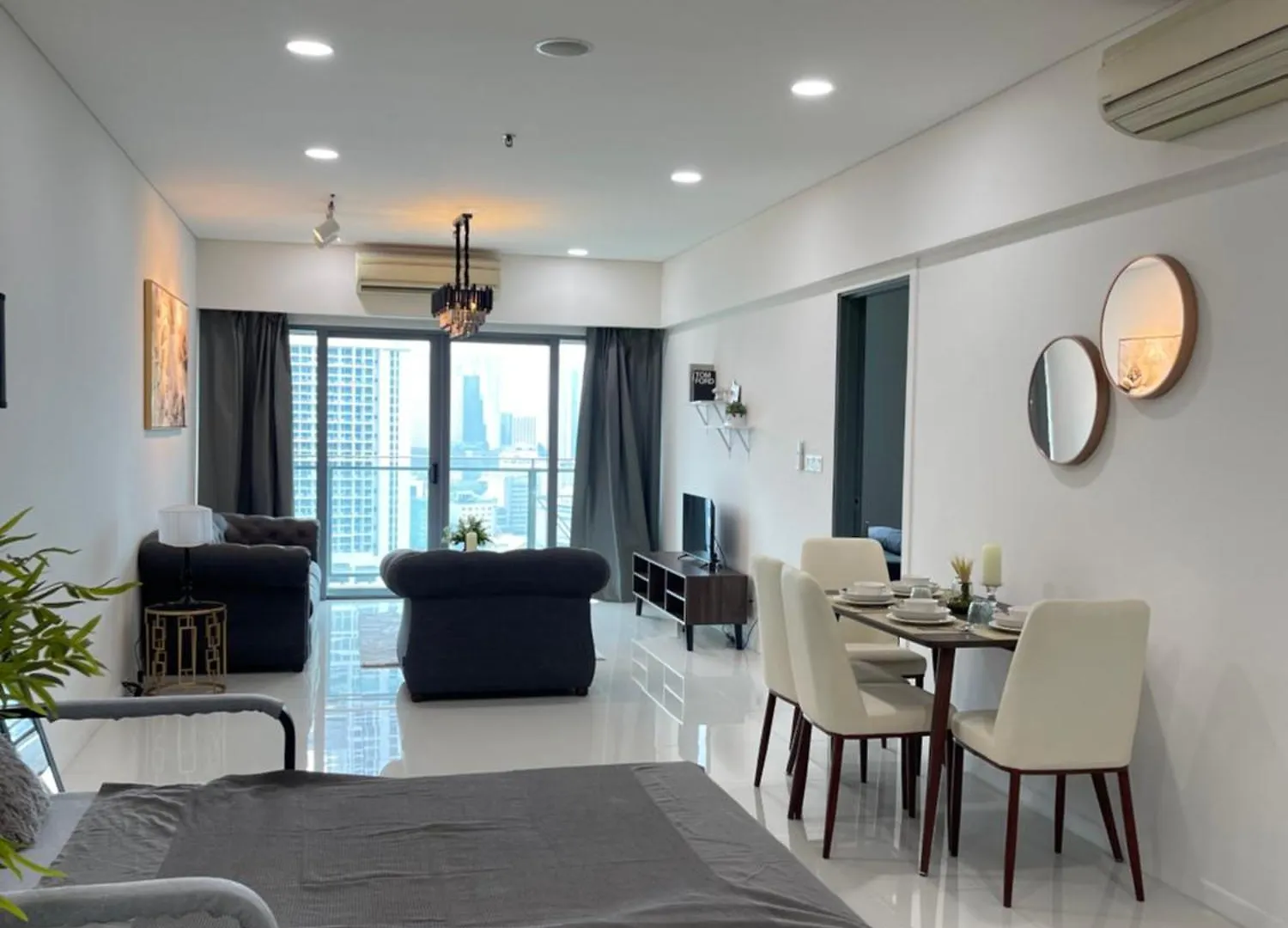 Summer Suites Klcc By Impexia Kuala Lumpur