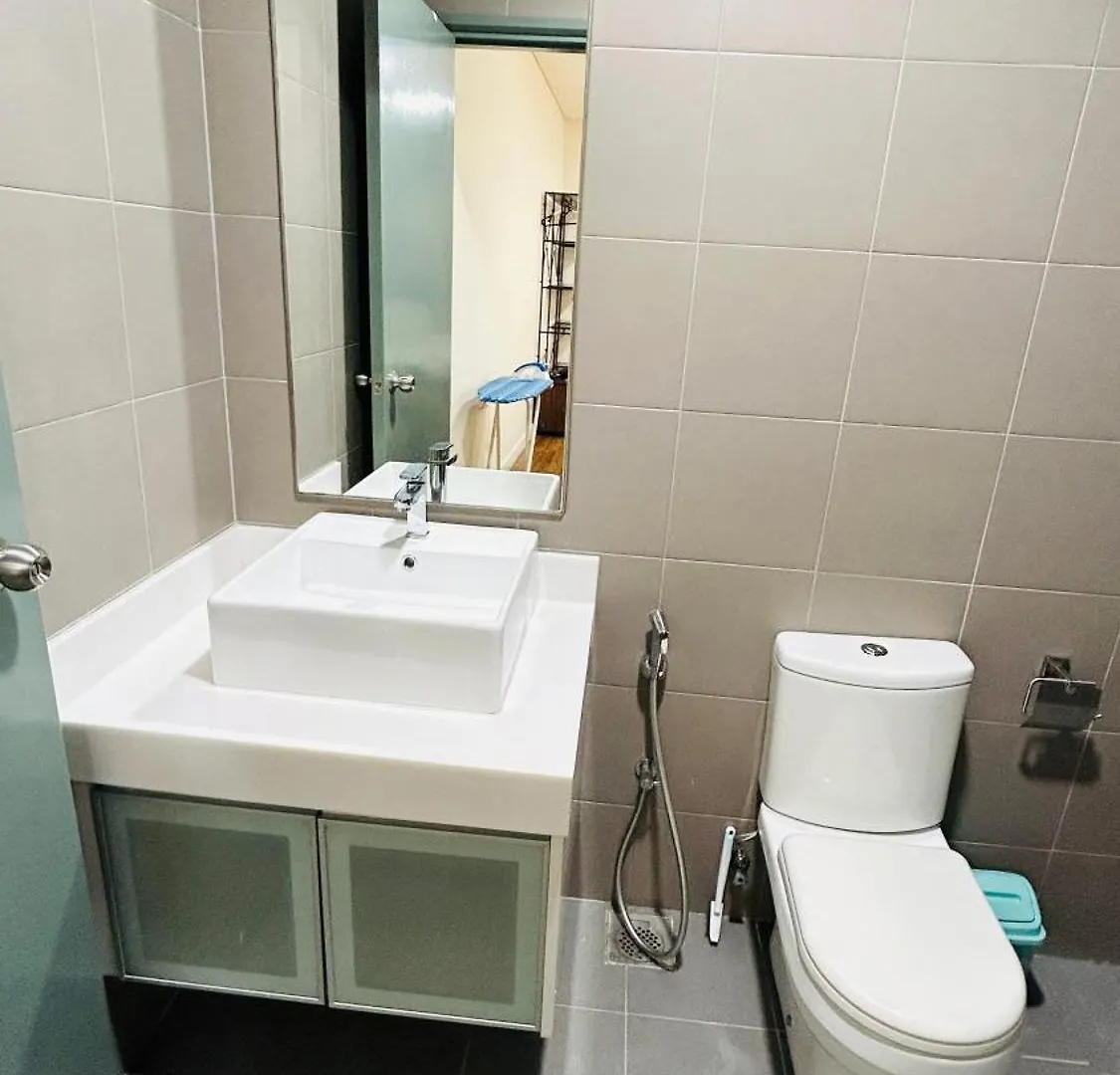 Summer Suites Klcc By Impexia Kuala Lumpur Apartment